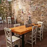 Greek House With Sea View In The Heart Of History 别墅