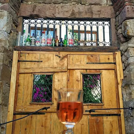 Greek House With Sea View In The Heart Of History Ayvalik