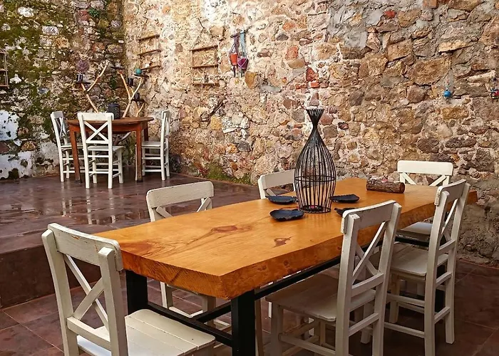 Greek House With Sea View In The Heart Of History Villa